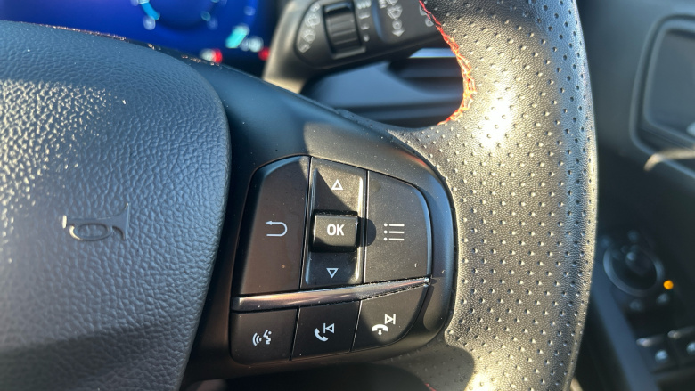 Ford Focus 1.0 EcoBoost ST-Line Vignale 5dr Petrol Hatchback